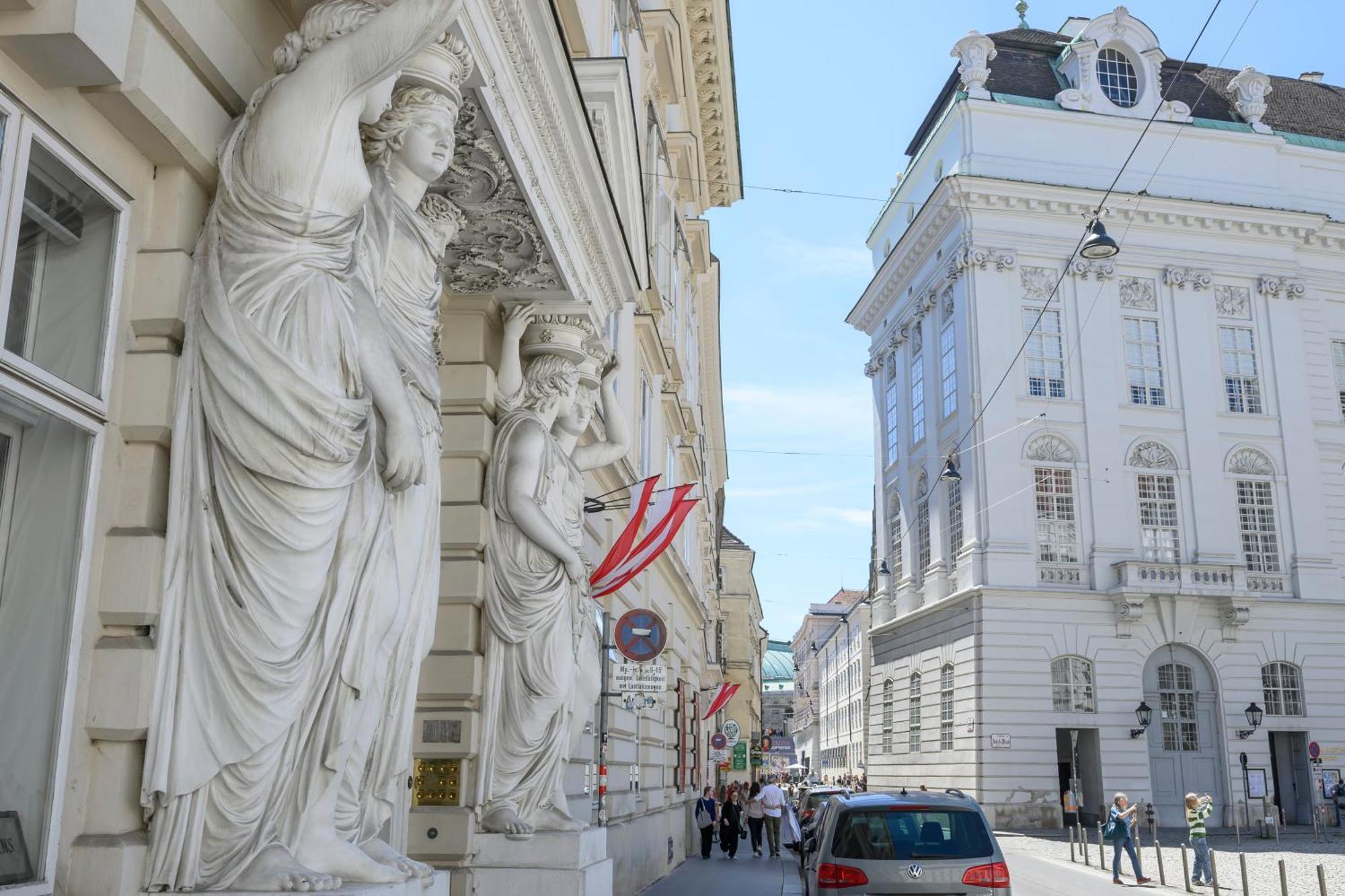Palais Palffy Apartments Vienna Exterior photo