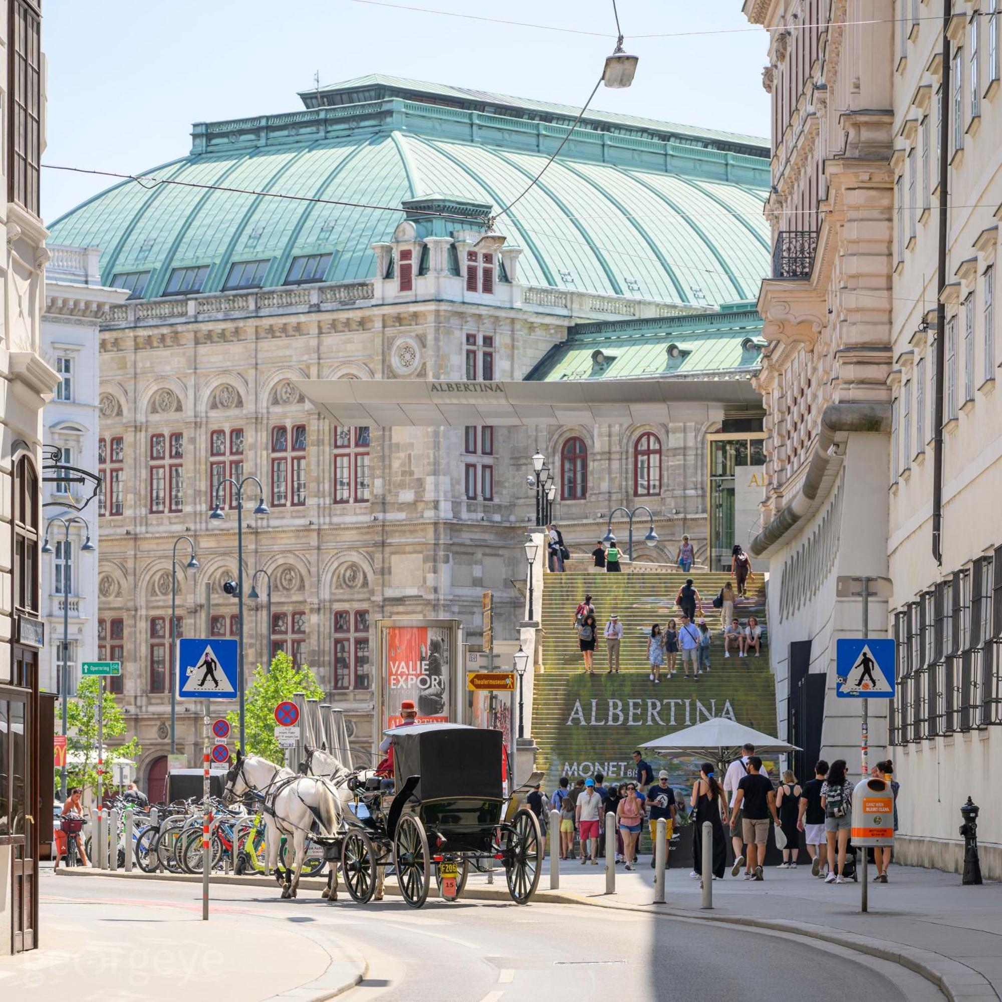 Palais Palffy Apartments Vienna Exterior photo